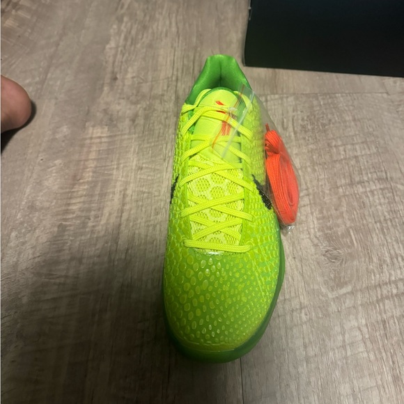 Kobe 6 grinch - Picture 6 of 10